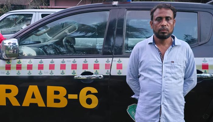 হত্যা মামলার পলাতক আসামি গ্রেপ্তার